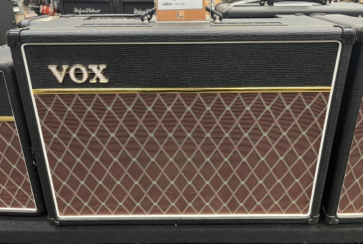 Store Special Product - Vox - AC15C1