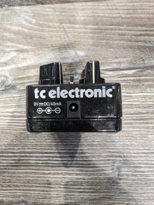Store Special Product - TC Electronic - DARK MATTER DIS