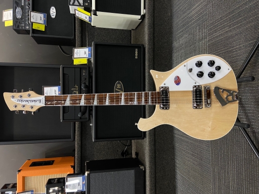 Store Special Product - Rickenbacker 620 Mapleglo with case