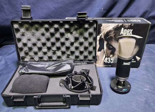 Store Special Product - APEX435 Compact Studio Microphone with Case