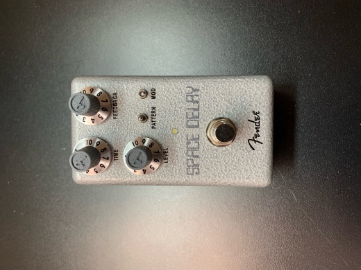 Store Special Product - Fender - Hammertone Space Delay