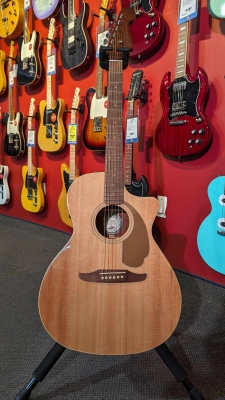 Store Special Product - Fender - Newporter Player