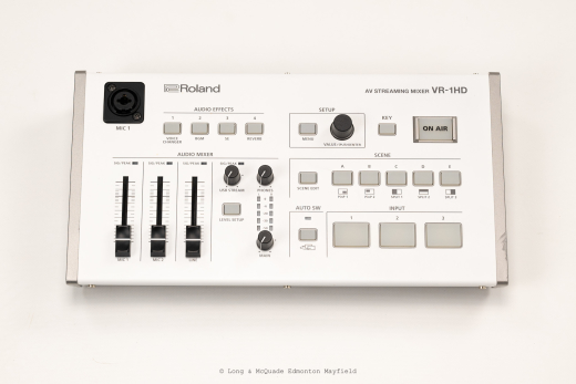 Store Special Product - Roland - VR-1HD AV Streaming Mixer