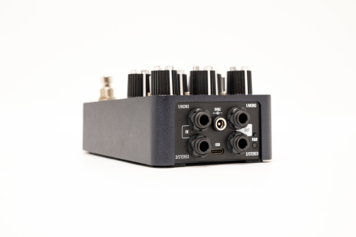 Store Special Product - Universal Audio - Starlight Echo Station Stereo Delay Pedal