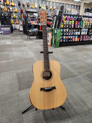 Store Special Product - Taylor Guitars - ACADEMY 10E V2