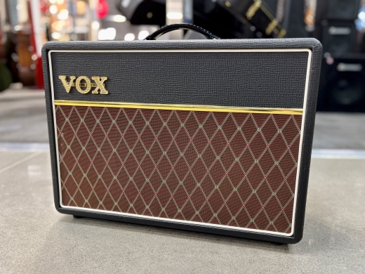 Store Special Product - Vox - AC10-C1