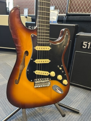Store Special Product - Fender Stratocaster Suona Thinline Ebony Fingerboard Violin Burst