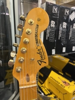Store Special Product - Fender Stratocaster Bruno Mars - Mars Mocha