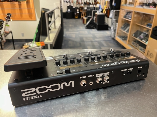Store Special Product - Zoom G3Xn Multi-Effects Processor