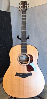 Store Special Product - Taylor Guitars - AD17E NAT