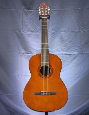 Store Special Product - Yamaha - C40 Classical Guitar