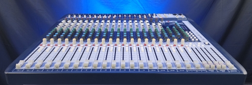Store Special Product - Soundcraft - 22 Channel Analog Mixer with Lexicon Effects and USB