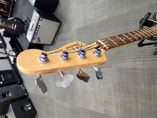 Store Special Product - Fender Player Series P-Bass
