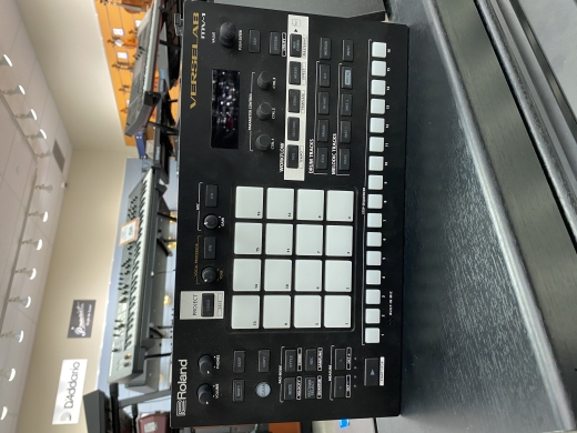 Store Special Product - Roland - MV-1