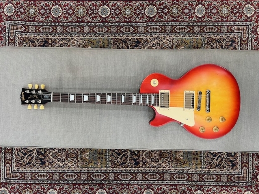 Store Special Product - Gibson Les Paul Tribute LH Satin Cherry Burst w/ Softcase