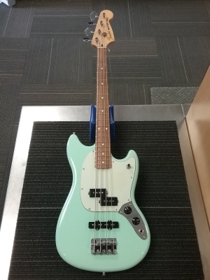 Store Special Product - FENDER MUSTANG BASS PF SURF GREEN