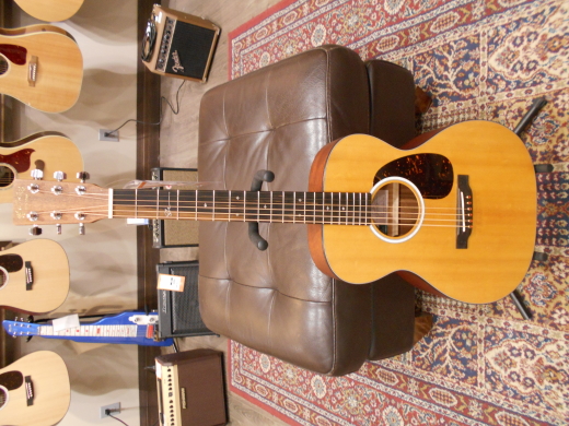 Store Special Product - Martin Guitars - 000JR-10E SM