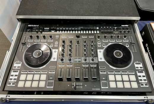 Store Special Product - Roland - DJ-808