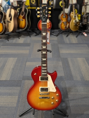 Store Special Product - GIBSON LES PAUL TRIBUTE SATIN CHERRY BURST