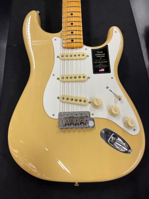 Store Special Product - Fender American Vintage II Strat 57