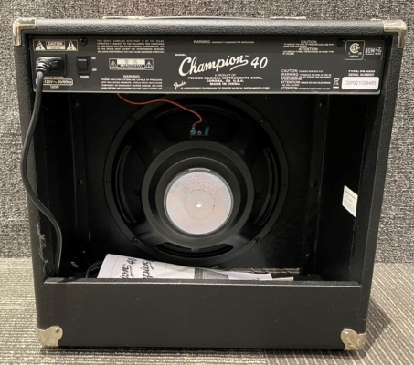 Store Special Product - Fender - Champion 40