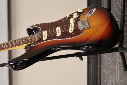 Store Special Product - Fender - American Pro II Stratocaster 3-tone sunburst