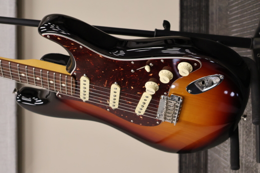 Store Special Product - Fender - American Pro II Stratocaster 3-tone sunburst