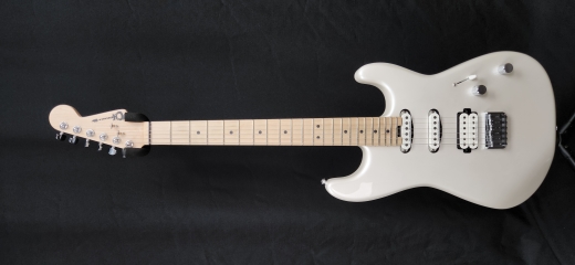 Store Special Product - Charvel Pro-Mod SD3 HSS HT Platinum Pearl