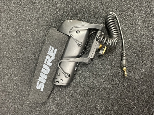 Store Special Product - Shure - VP83
